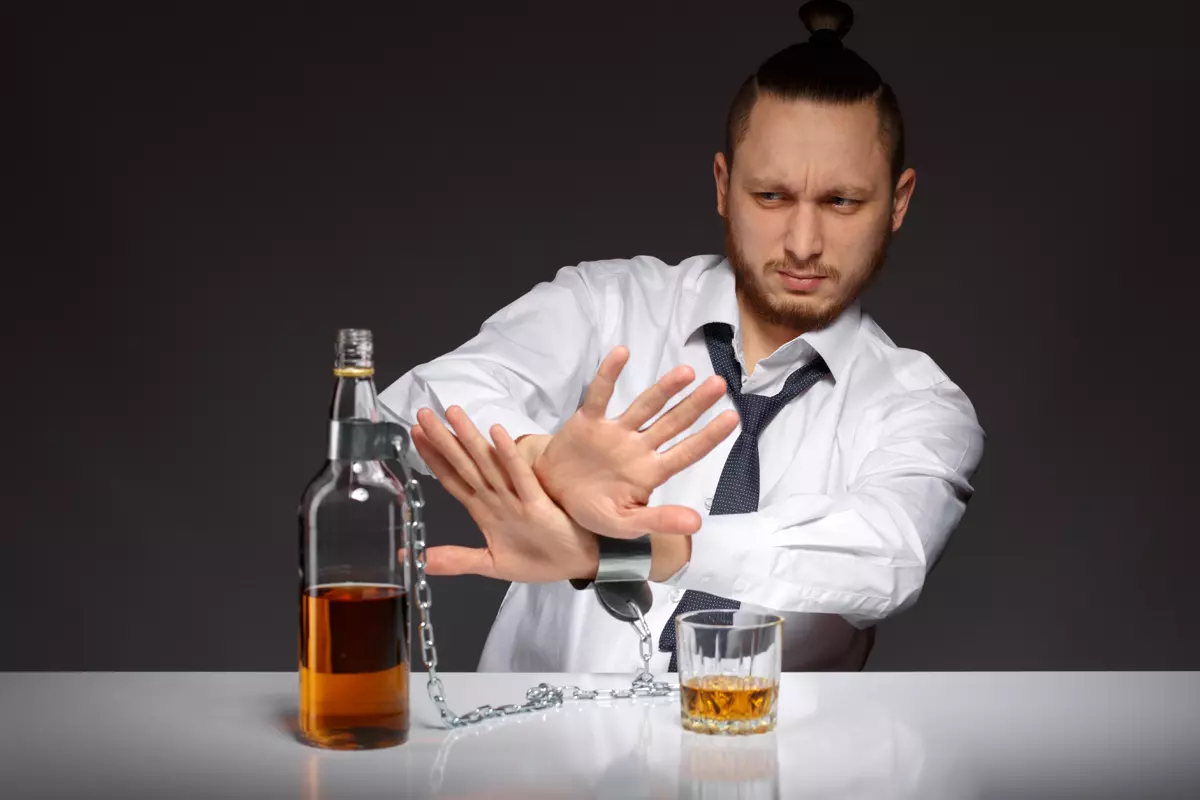 как бросить пить чем опасен алкоголизм пьянство сокращение выпиваемого алкоголя советы