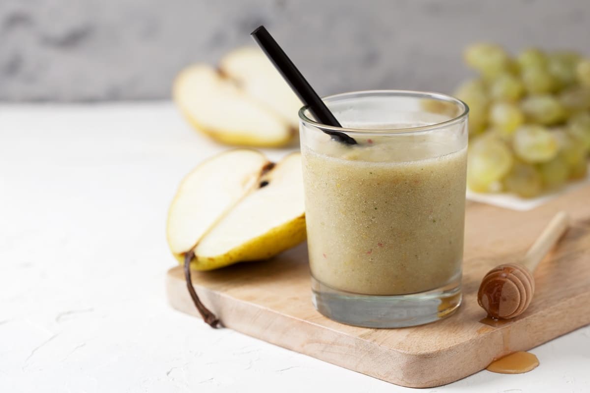 смузи для иммунитета с грушей