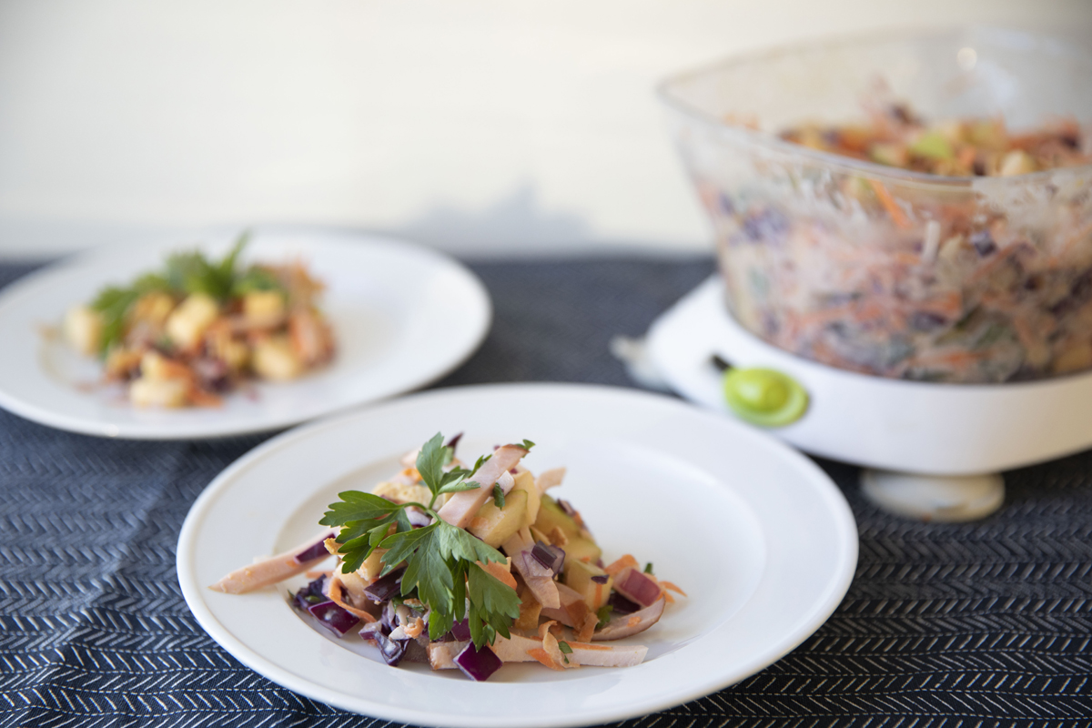 Салат с ветчиной и омлетом в ручном комбайне констар рецепт приготовить в многофункциональном измельчителе