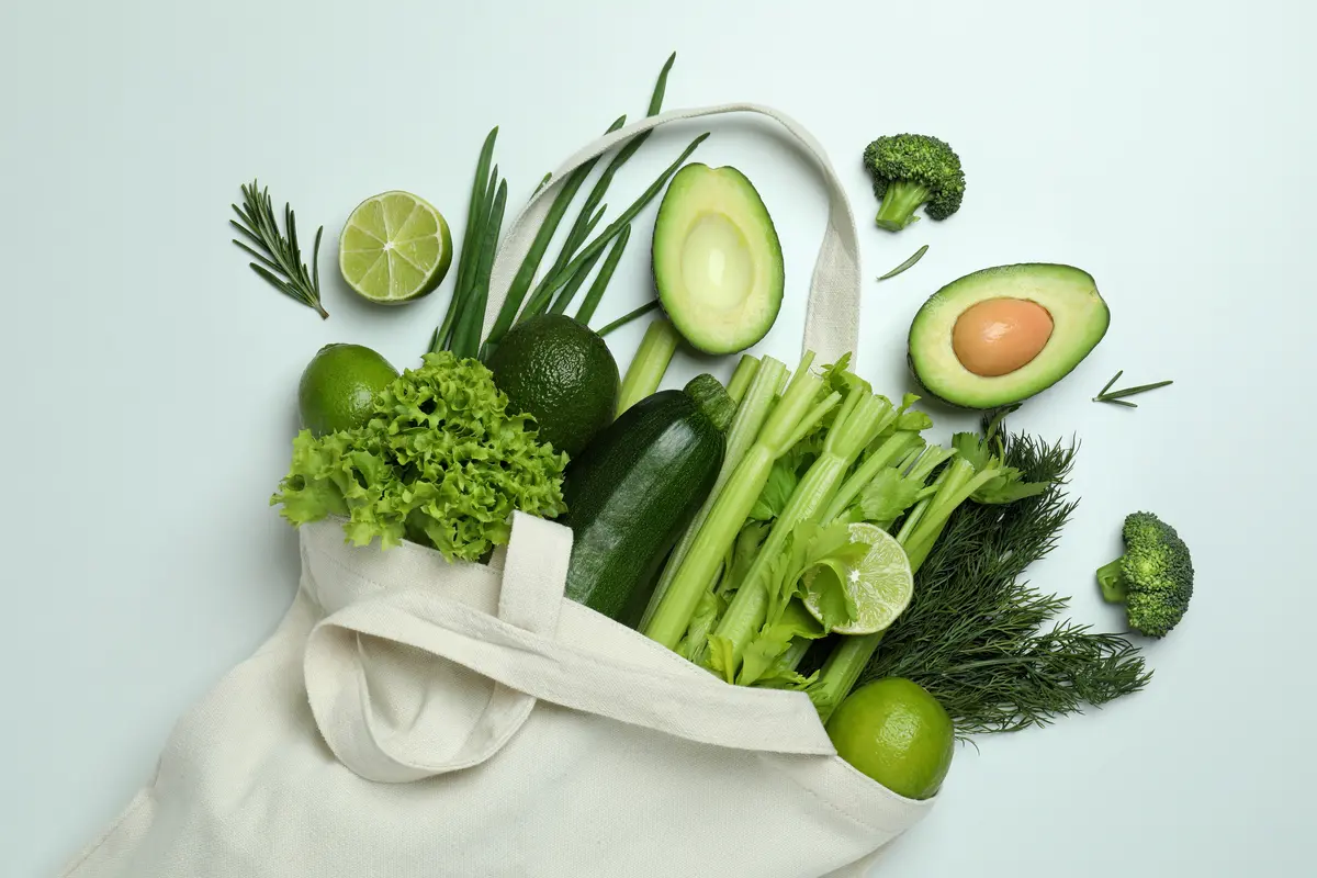 зелёные овощи и зелёные соки