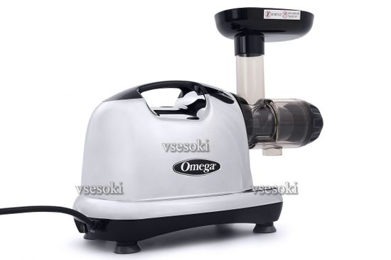 Omega top juicer 8226